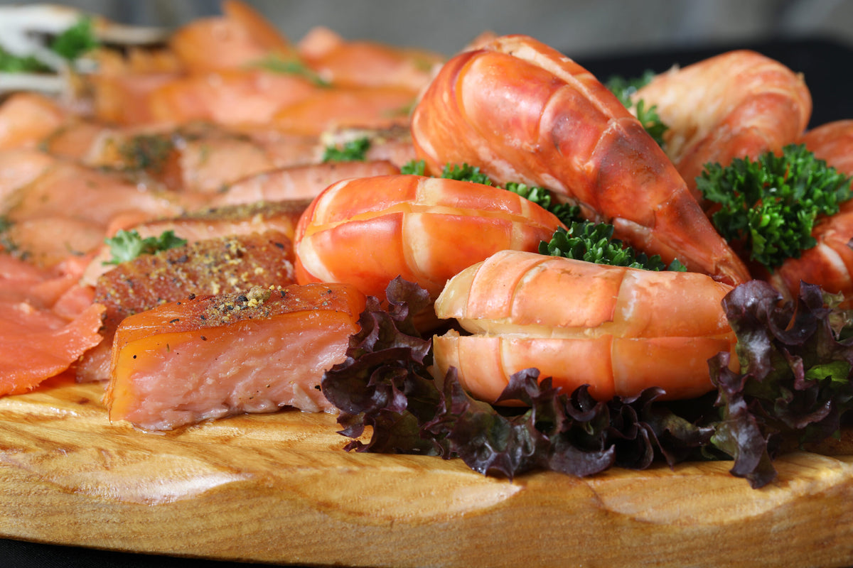 Königsplatte, Detailansicht der angerichteten Räucherfisch-Spezialitäten