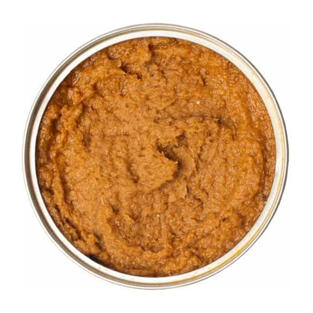 Offene runde Dose mit cremiger Sardinen-Mousse von José Gourmet.