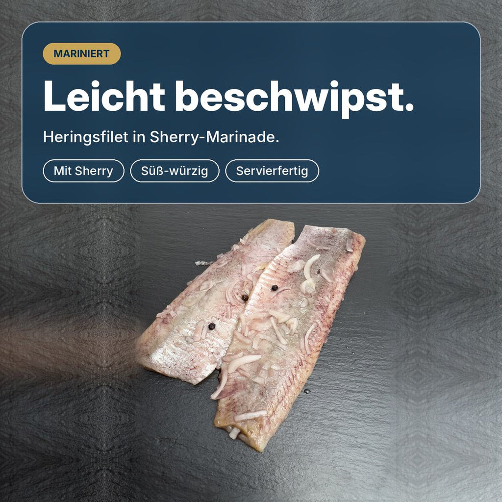 Leicht beschwipst: Heringsfilet in Sherry-Marinade mit Zwiebeln und Gewürzen, süß-würzig und servierfertig.